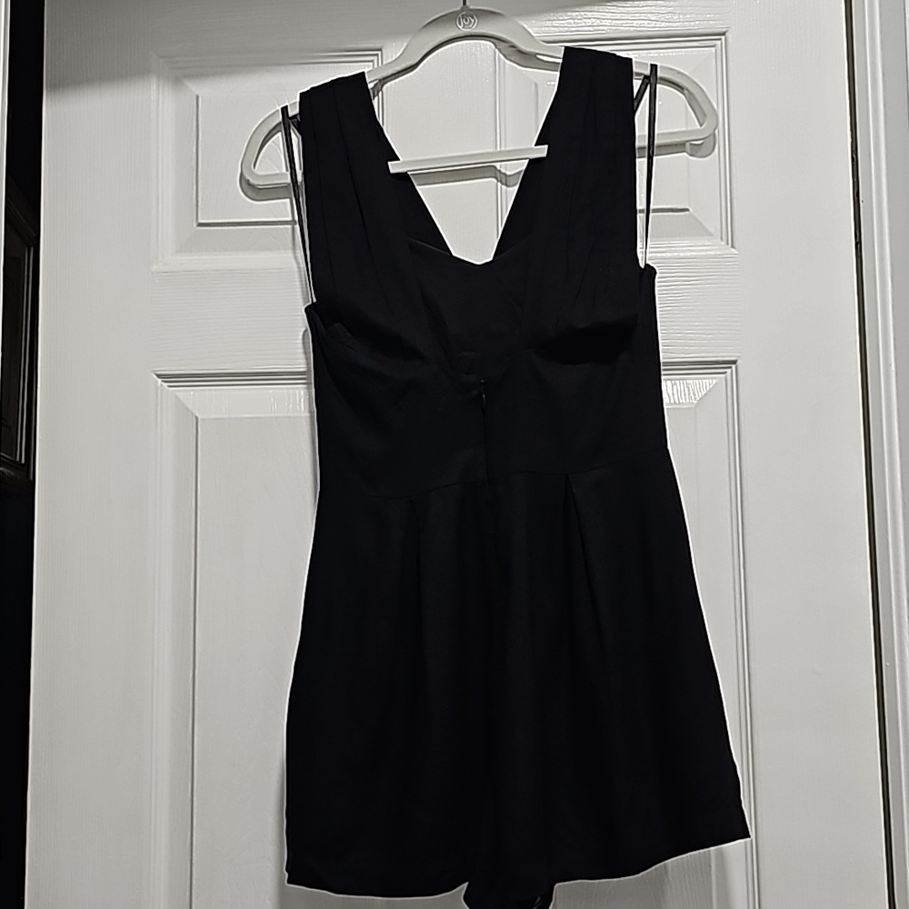 Bcbgeneration Mini Sweatheart Romper - image 6